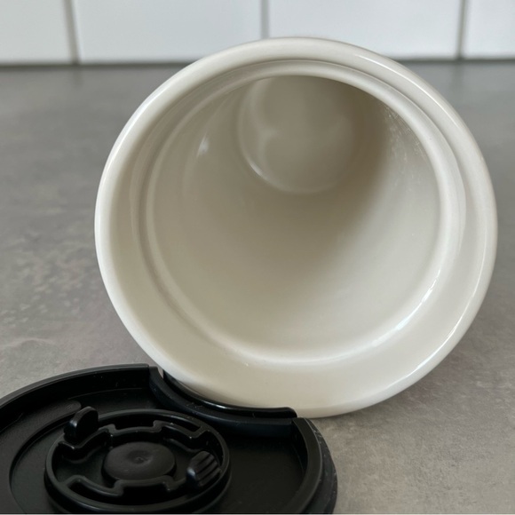 🆕 Starbucks Cherry Blossom Washington, D.C. Double Wall Traveler, 12 fl oz - Picture 10 of 10